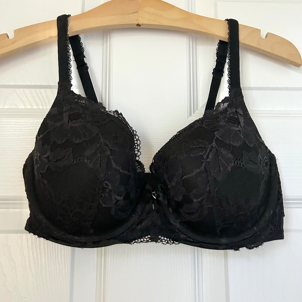 VS lined demi bra with lace detail